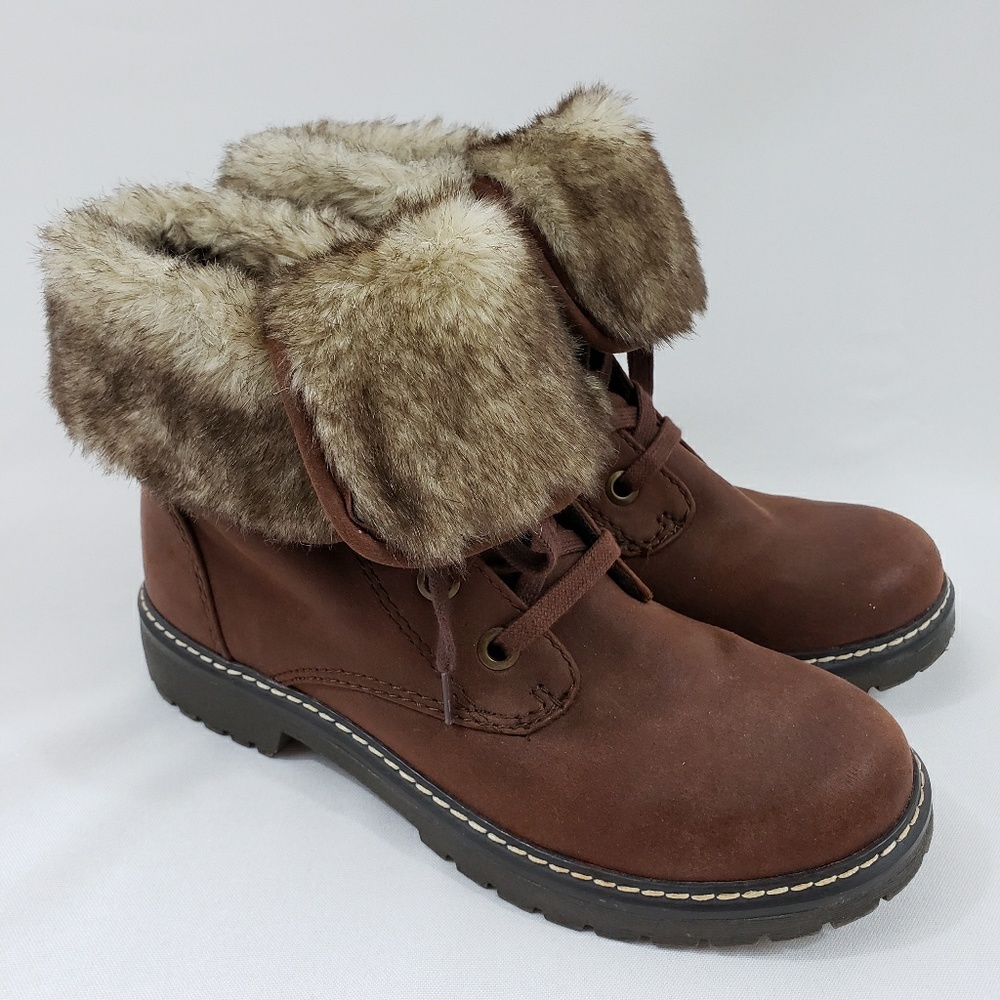 Brown/Russet Faux Fur Boots - Size 7.5
